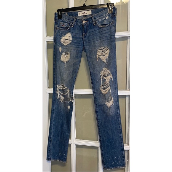Distressed Hollister Jeans - Picture 1 of 7